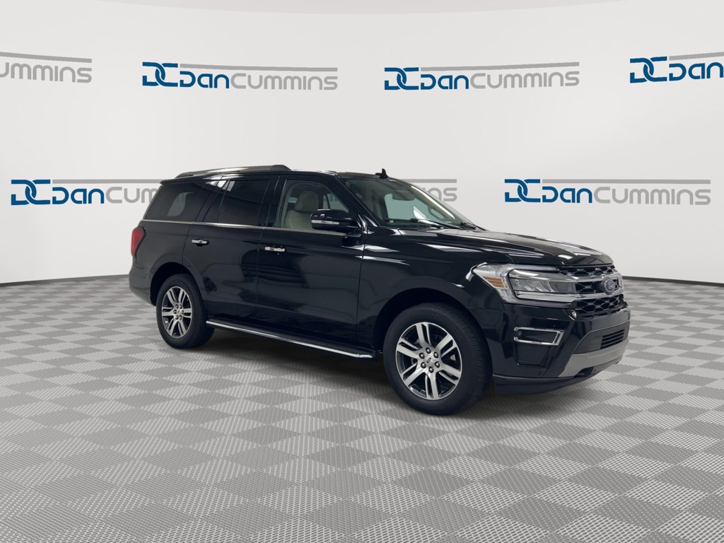 Used 2023 Ford Expedition Limited AWD/4WD image 2