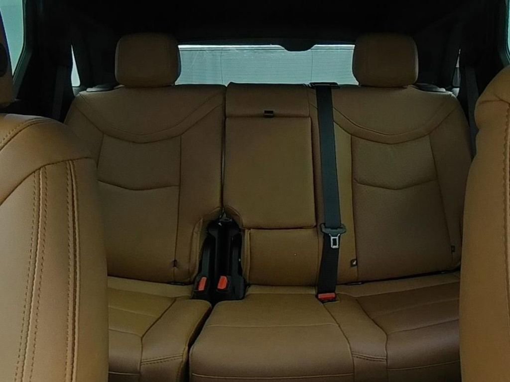 New 2026 Cadillac XT5 Premium Luxury w/ LPO, Floor Liner Package image 32