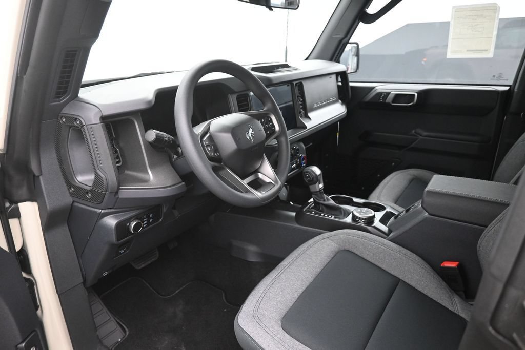 New 2026 Ford Bronco 4-Door AWD/4WD image 19