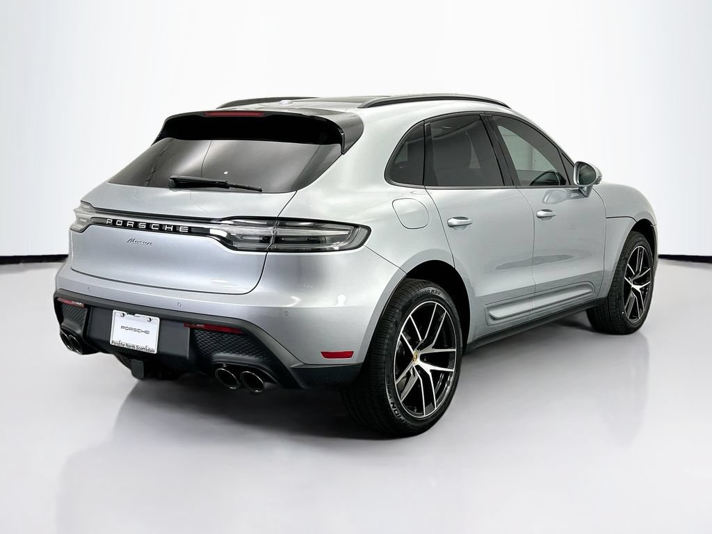 Used 2026 Porsche Macan AWD/4WD image 7