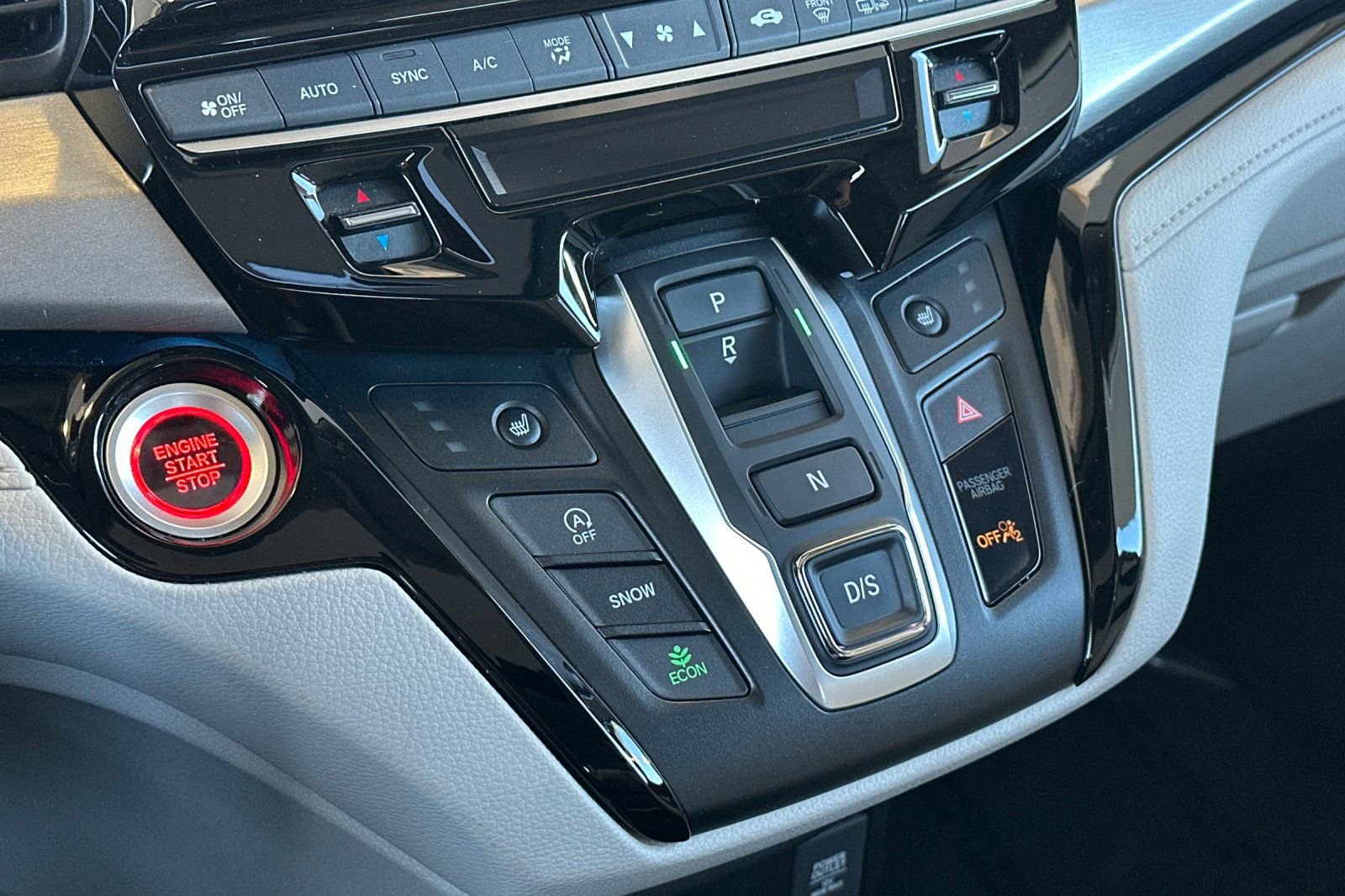 Used 2025 Honda Odyssey Touring image 27