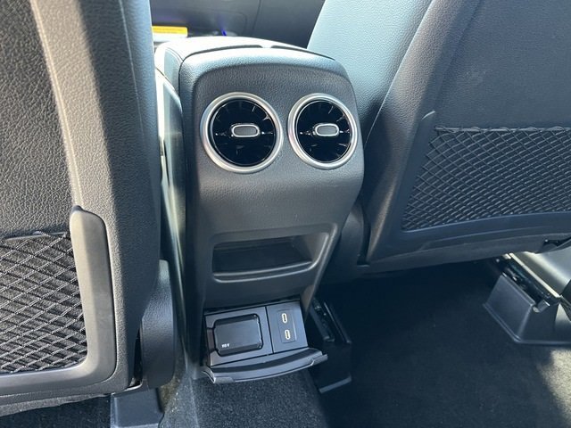 Used 2024 Mercedes-Benz GLB 250 image 14