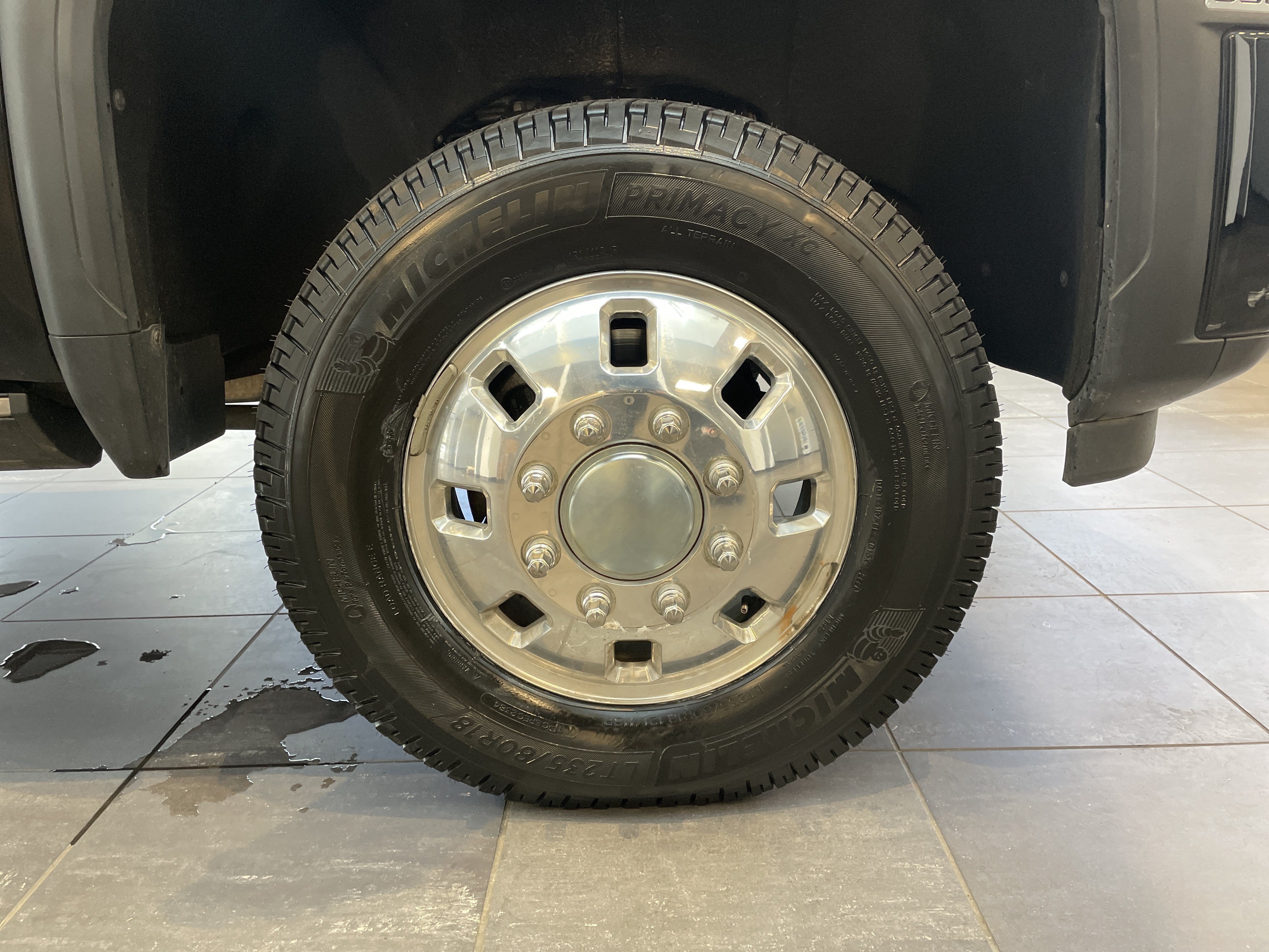 Used 2024 GMC Sierra 3500 Denali Ultimate AWD/4WD image 12