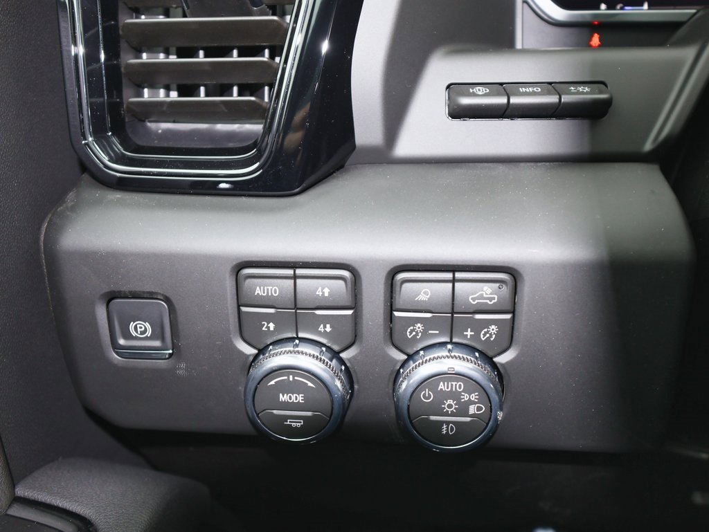 New 2026 GMC Sierra 3500 AT4 w/ AT4 Premium Plus Package image 26