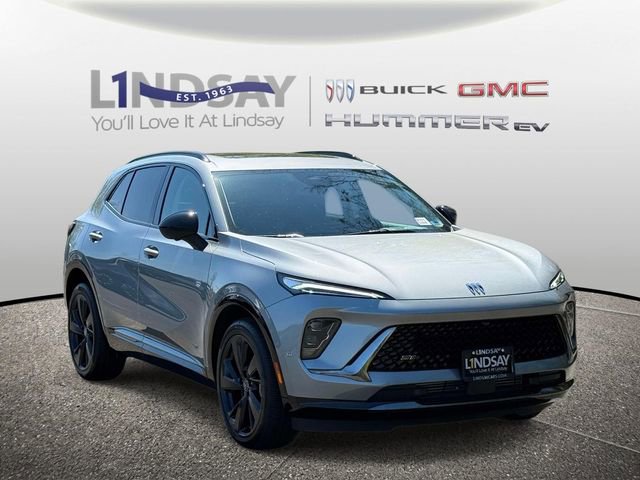 Certified 2025 Buick Envision Sport Touring image 1