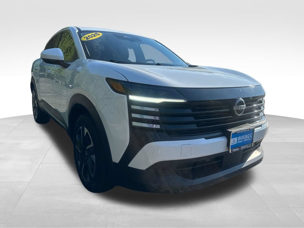 Used 2025 Nissan Kicks SV AWD/4WD image 13