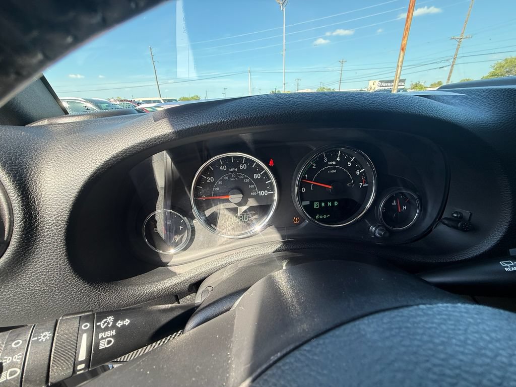 Used 2018 Jeep Wrangler Unlimited Sport S AWD/4WD image 17