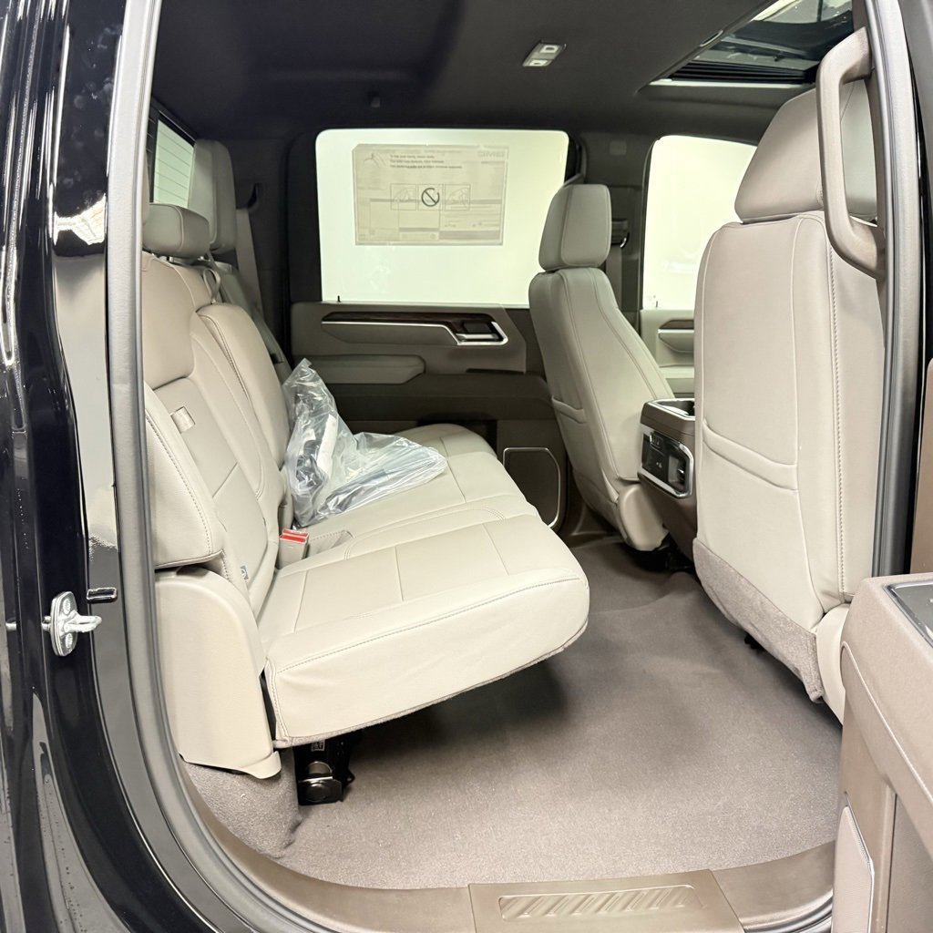 New 2026 GMC Sierra 2500 SLT image 18