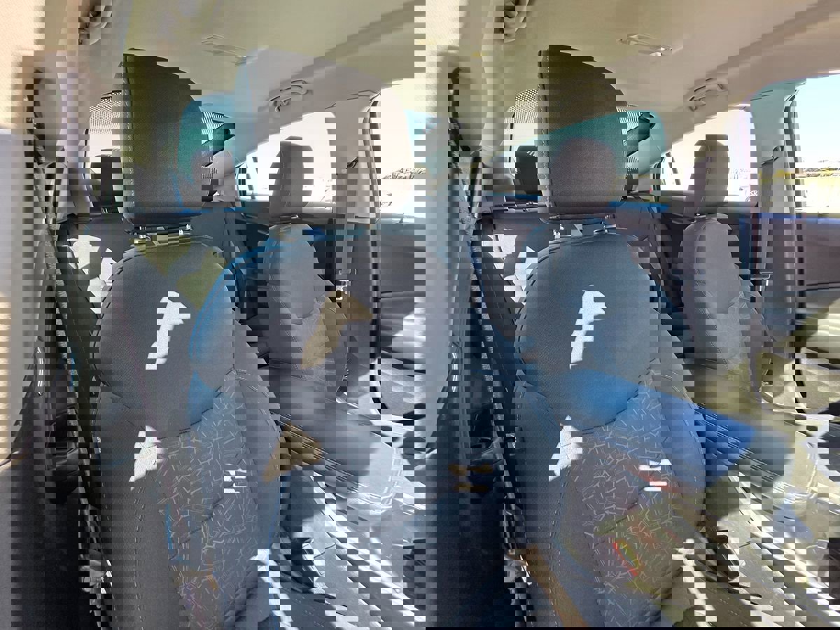 Used 2016 Chevrolet Volt LT image 10