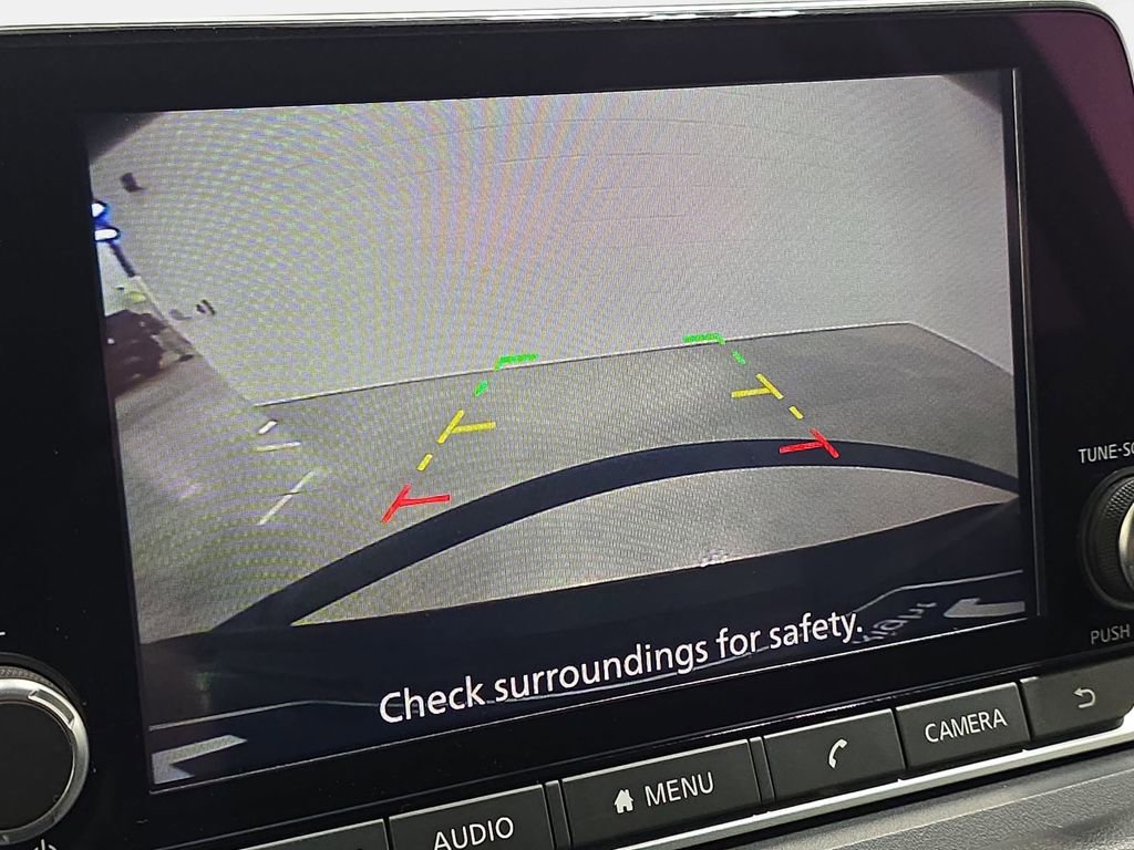 Used 2023 Nissan Rogue SV image 23