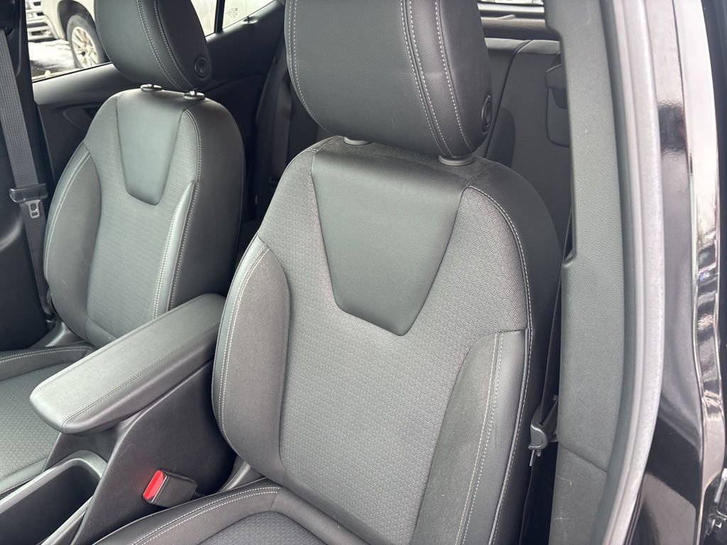 Used 2023 Buick Encore GX Preferred w/ Cold Weather Comfort Package image 13