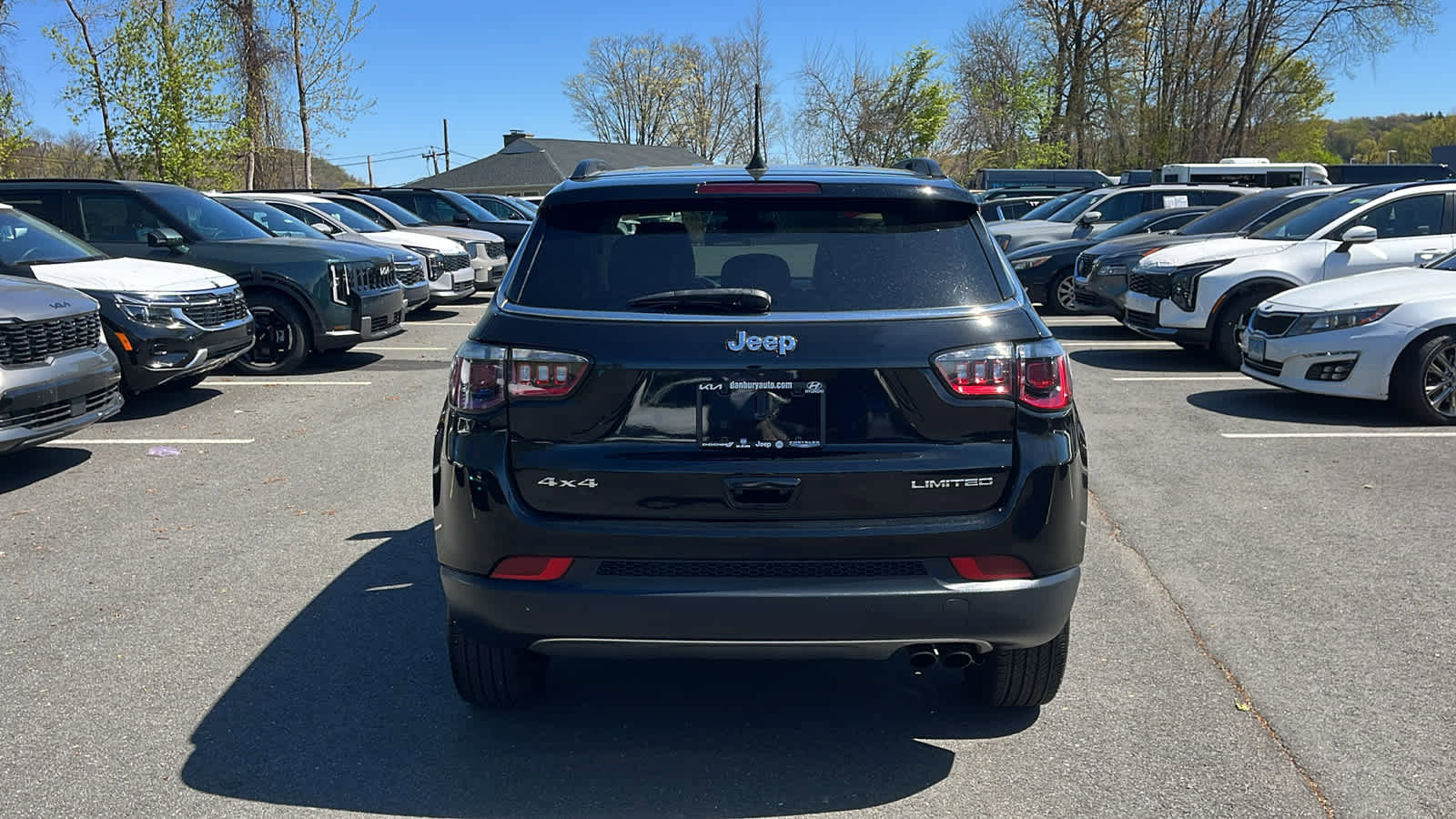 Used 2022 Jeep Compass Limited AWD/4WD image 6