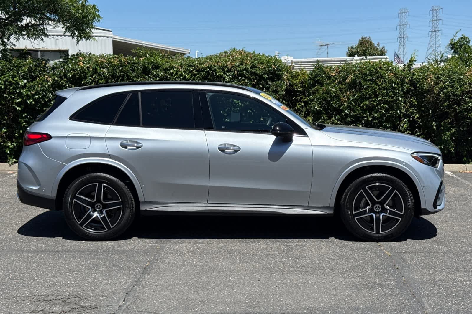 Certified 2026 Mercedes-Benz GLC 300 4MATIC image 2