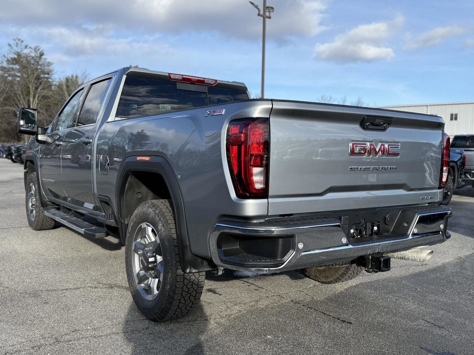 New 2026 GMC Sierra 2500 SLE w/ SLE Value Package; image 7