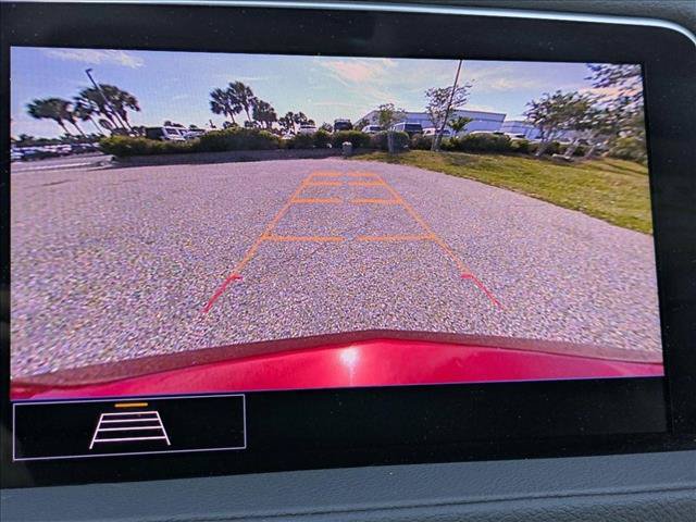 Used 2020 Cadillac XT4 Luxury w/ LPO, Premium Carpet Package FWD image 13