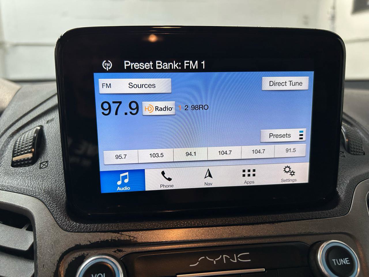 Used 2019 Ford Transit Connect XLT image 22