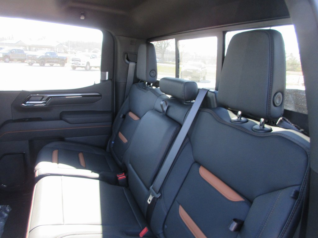 New 2026 GMC Sierra 1500 AT4 w/ AT4 Premium Package image 15