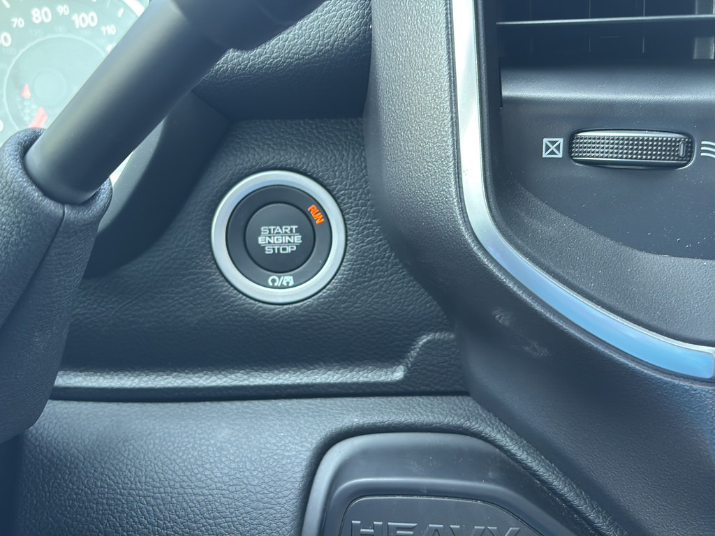New 2025 RAM 2500 Big Horn AWD/4WD image 28