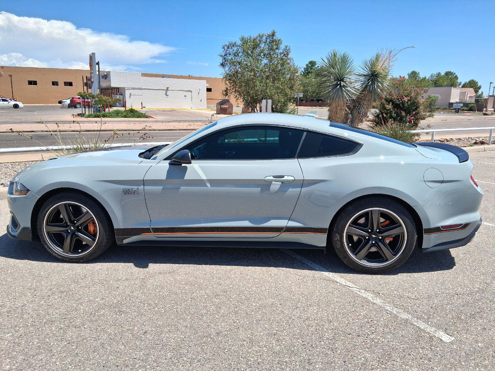 Used 2022 Ford Mustang Mach 1 RWD image 3