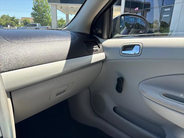 Used 2010 Chevrolet Cobalt LS FWD image 19