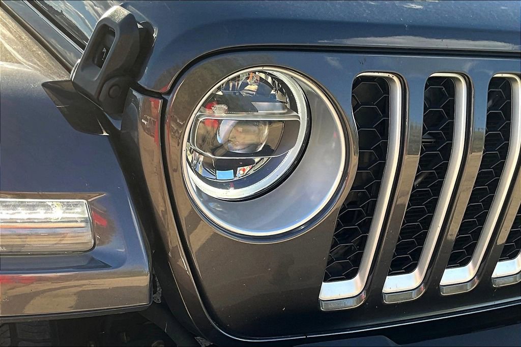 Used 2021 Jeep Wrangler Unlimited Sahara w/ Cold Weather Group image 31