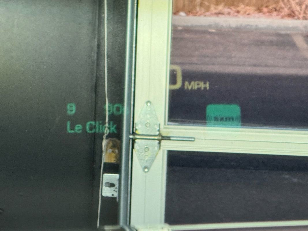 Used 2019 Cadillac Escalade ESV Platinum image 33