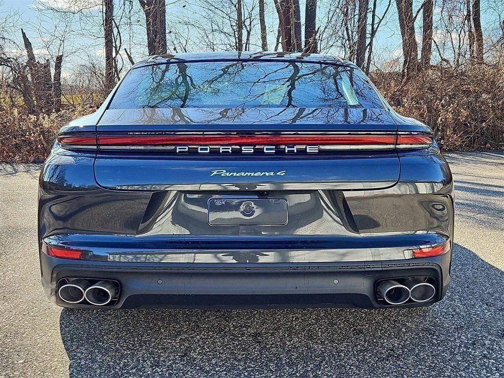 New 2026 Porsche Panamera 4 image 6