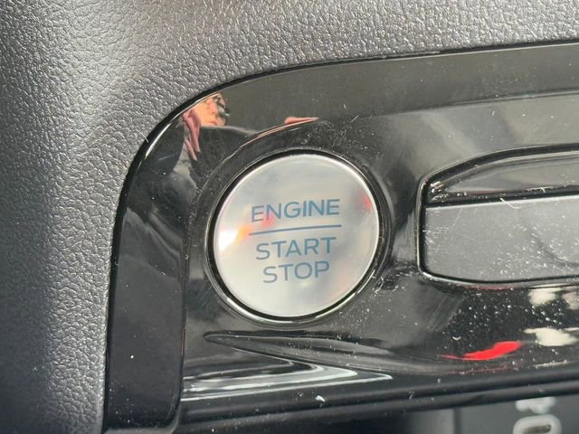 New 2026 Ford Escape SE FWD image 18