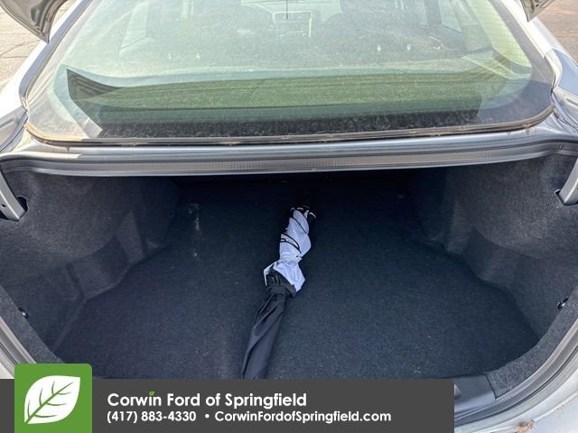 Used 2017 Ford Fusion SE image 7