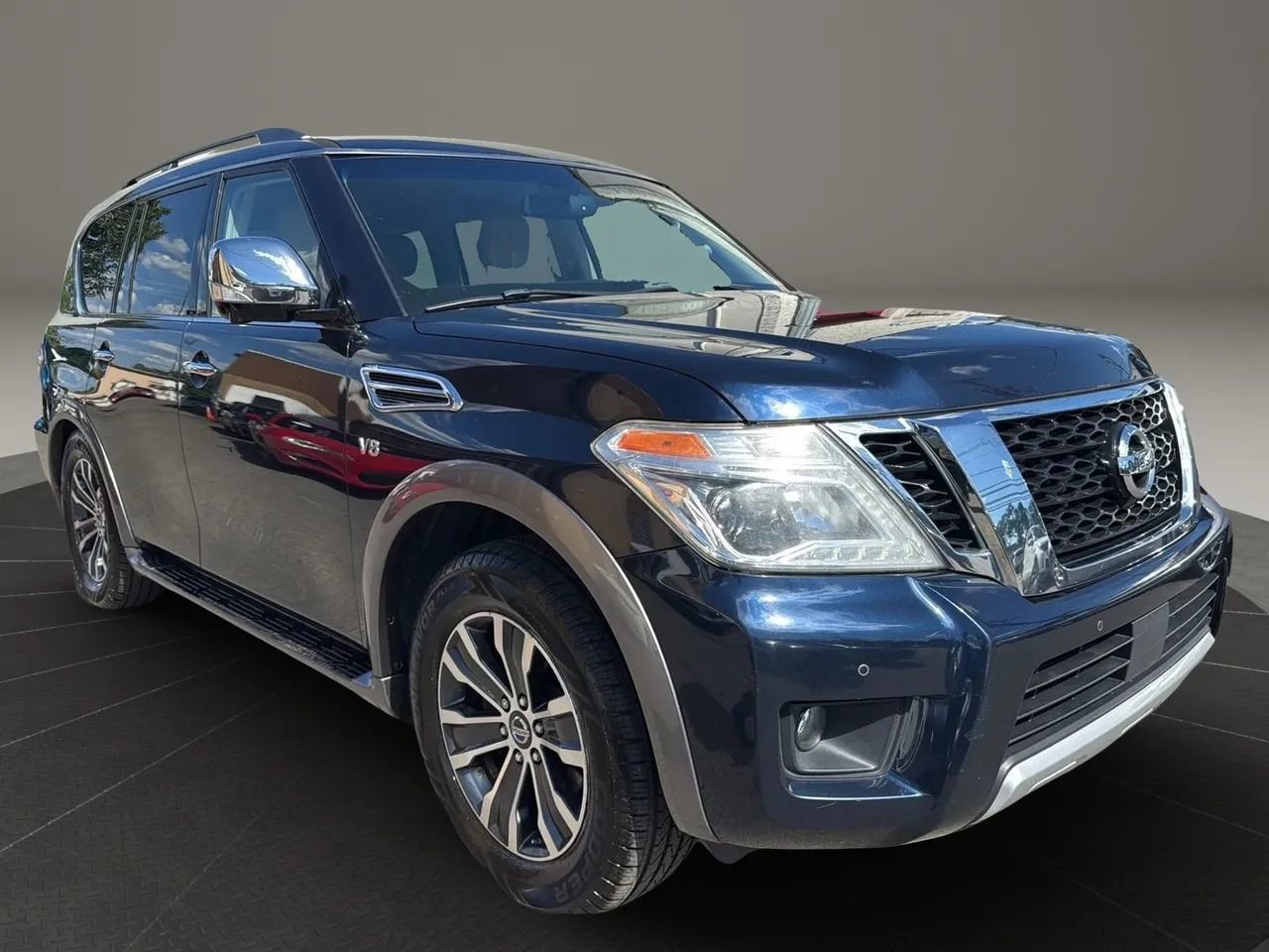 Used 2017 Nissan Armada SL image 3