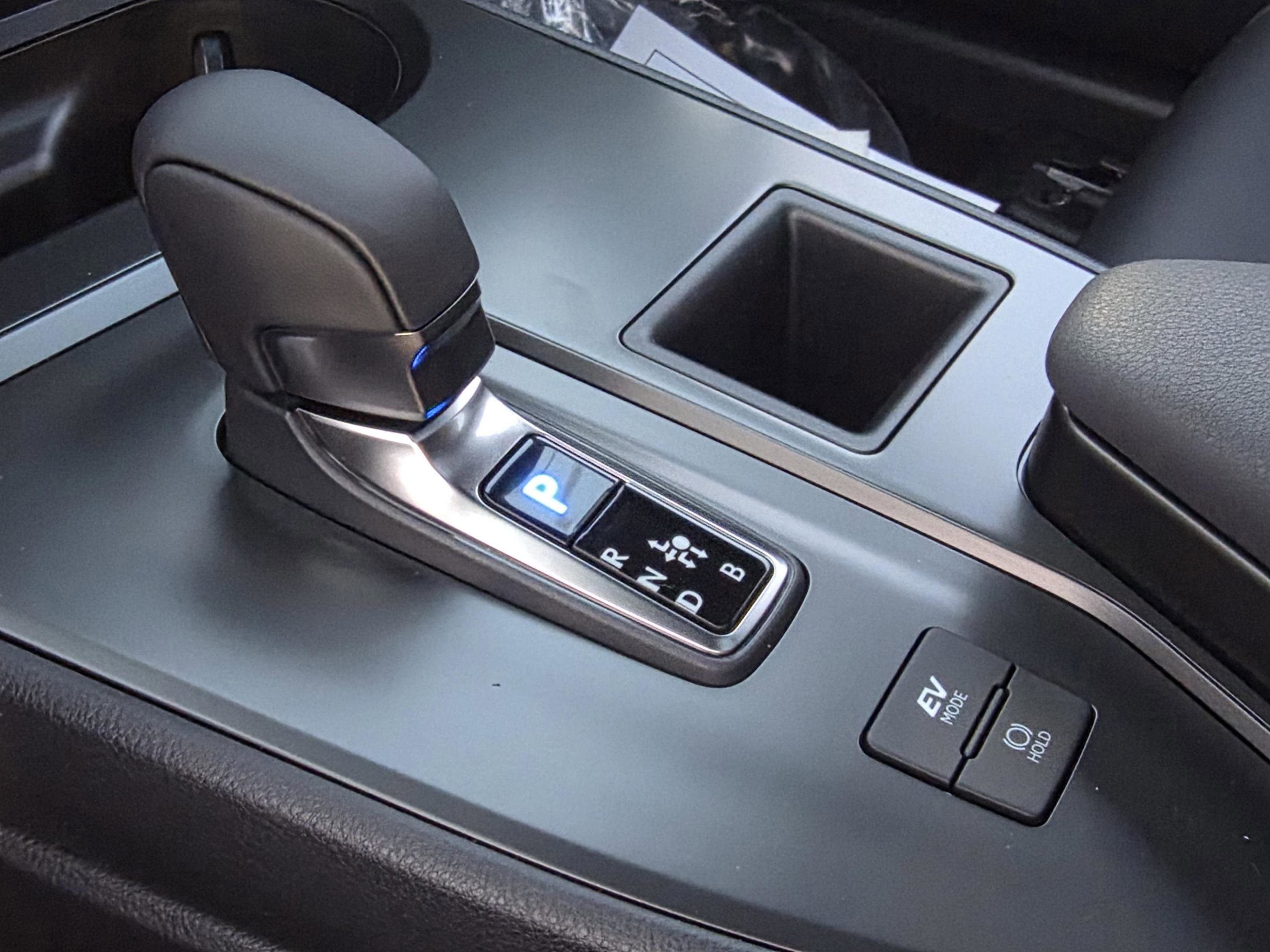 New 2026 Lexus UX 300h FWD image 19