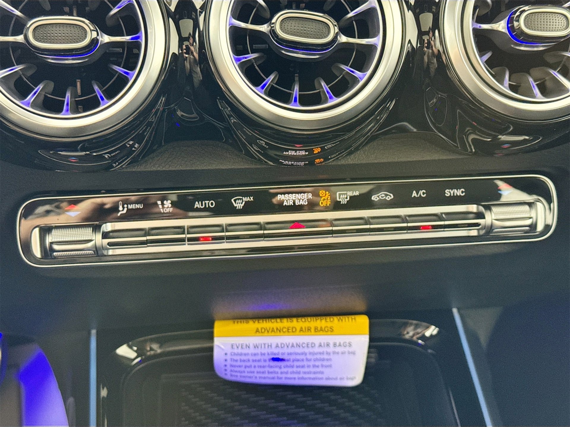 New 2026 Mercedes-Benz GLB 35 AMG 4MATIC image 16