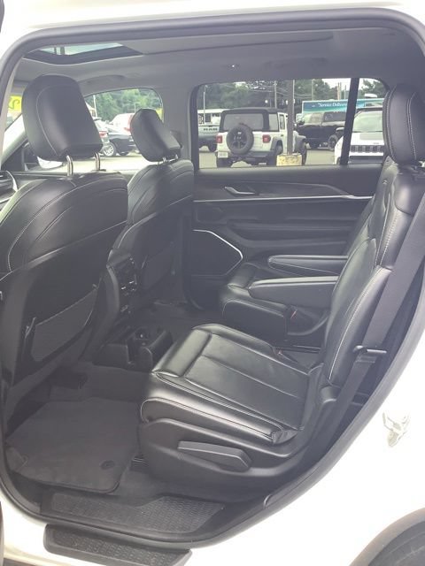 Used 2021 Jeep Grand Cherokee L Limited AWD/4WD image 20