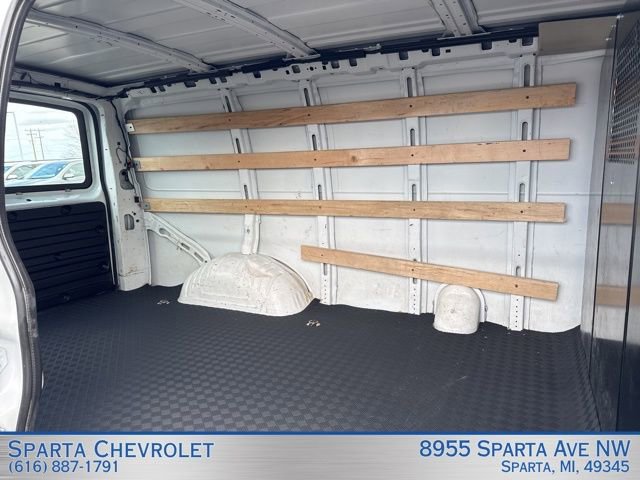 Used 2024 Chevrolet Express 2500 w/ Driver Convenience Package image 22
