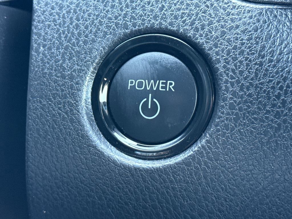 Used 2025 Toyota Camry XSE FWD image 27