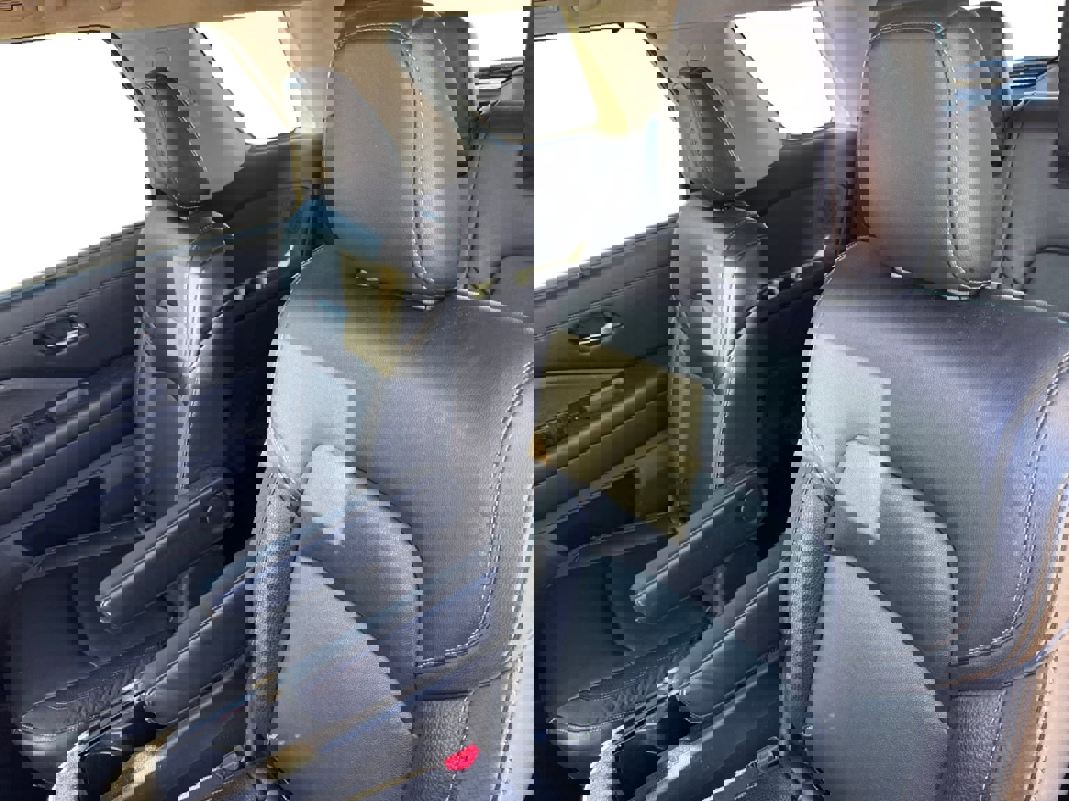 Used 2023 Nissan Pathfinder SL w/ SL Premium Package image 37