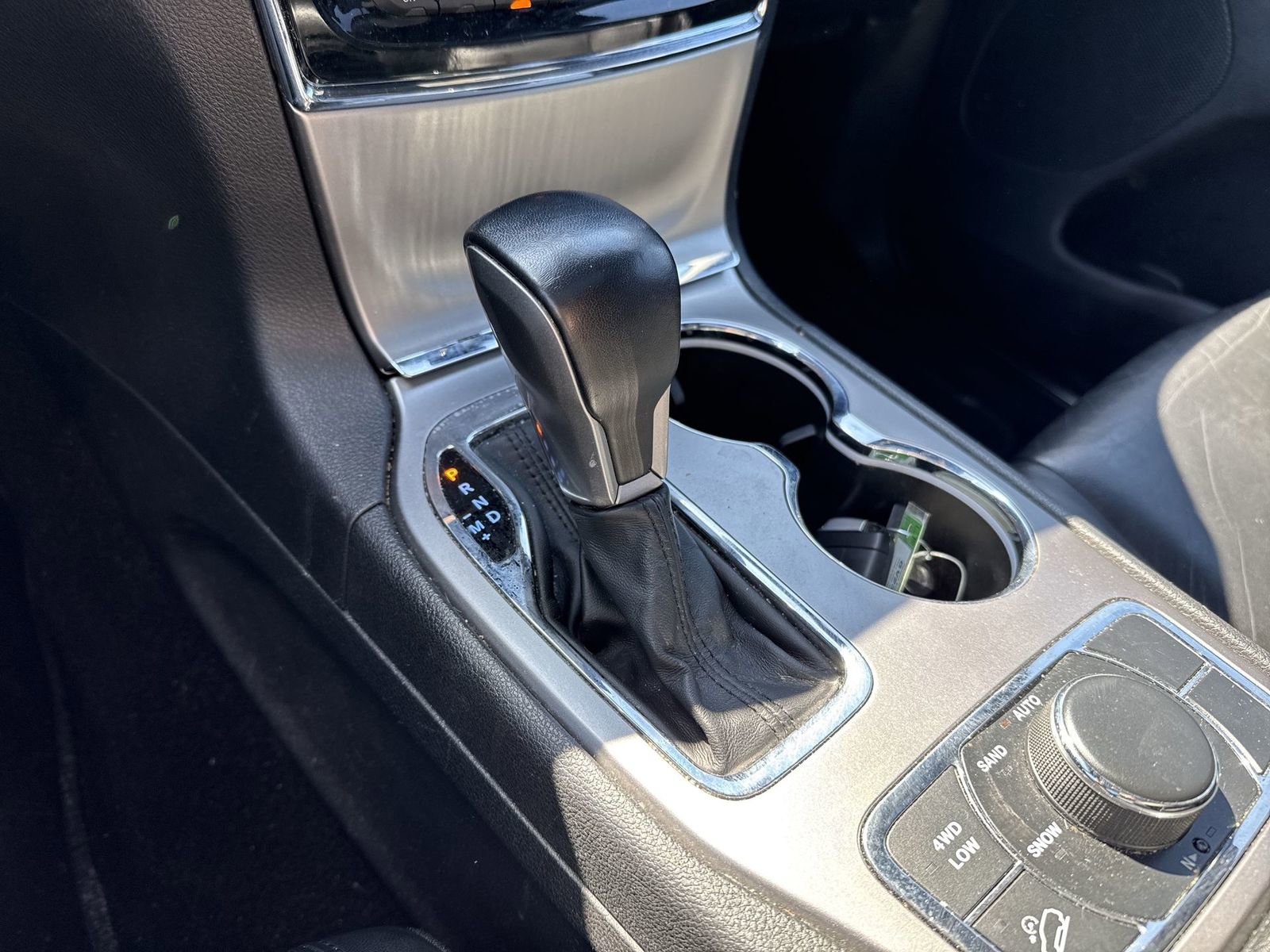 Used 2021 Jeep Grand Cherokee Limited image 19