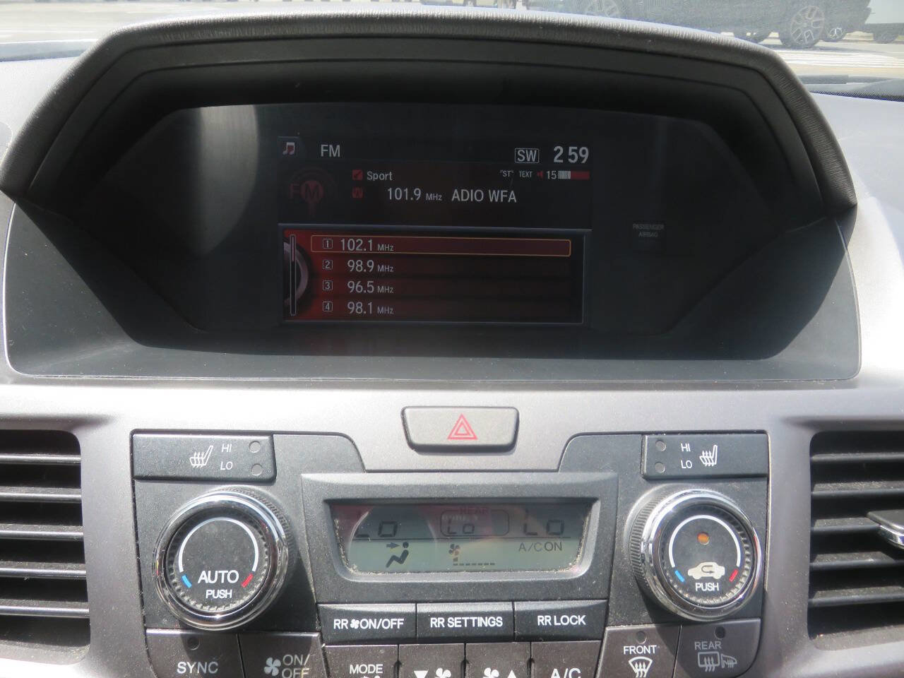 Used 2015 Honda Odyssey EX-L image 17