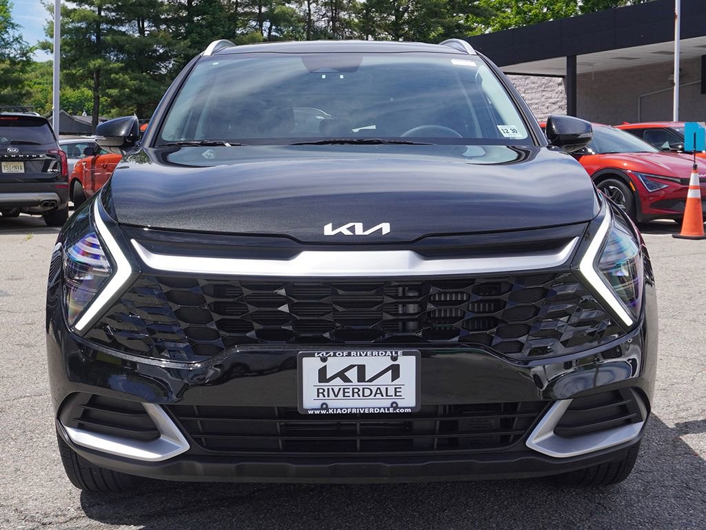 Used 2025 Kia Sportage EX AWD/4WD image 11
