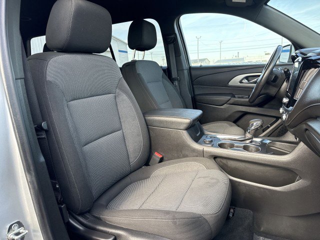 Certified 2022 Chevrolet Traverse LT image 25