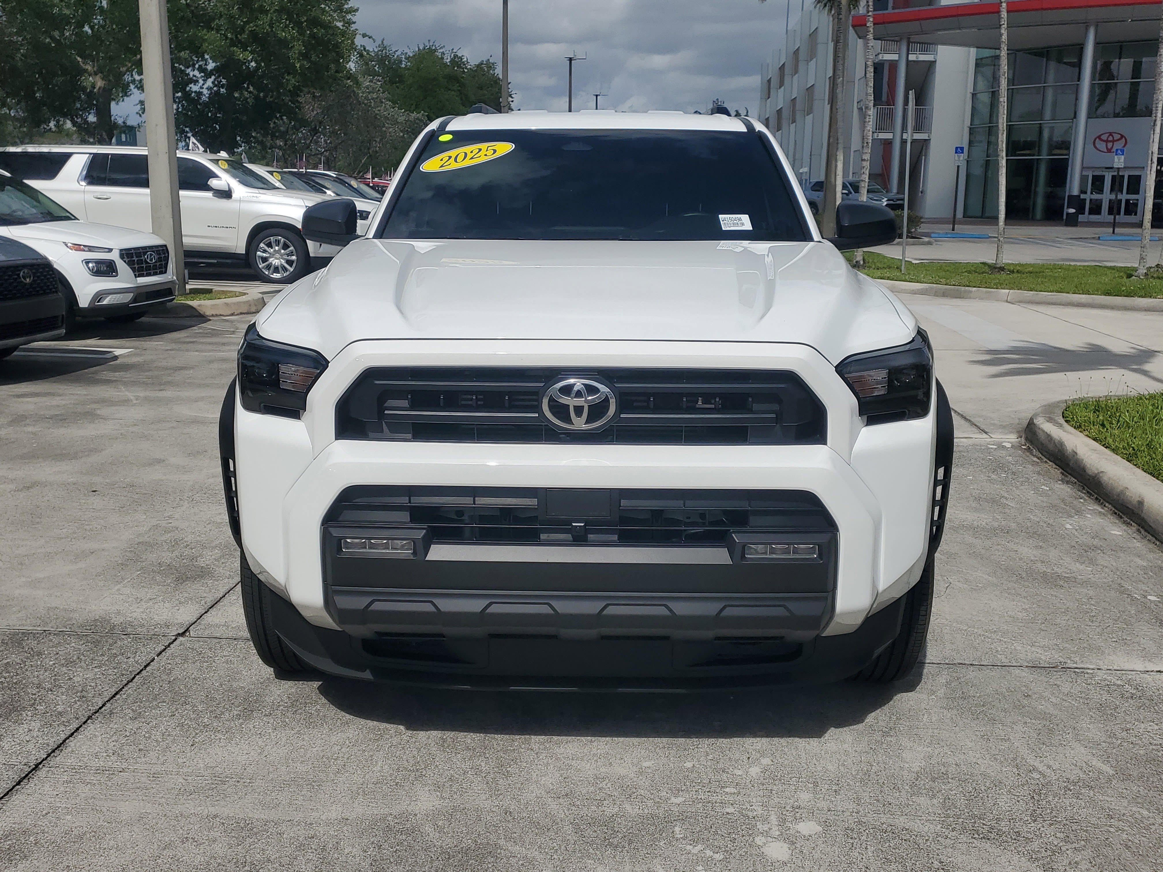 Certified 2025 Toyota 4Runner SR5 AWD/4WD image 8