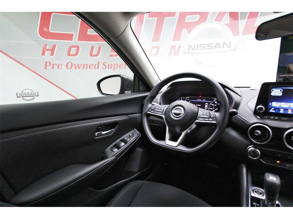 New 2025 Nissan Sentra SV image 6