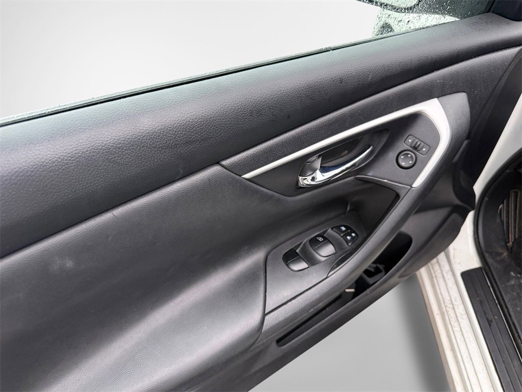 Used 2018 Nissan Altima 2.5 S w/ S Convenience Package image 14