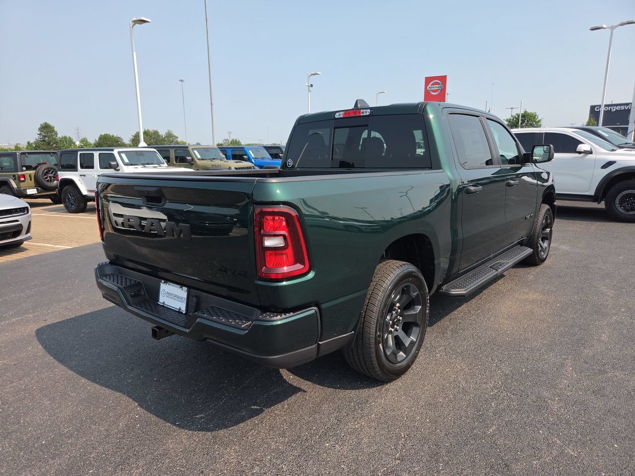 New 2026 RAM 1500 Express AWD/4WD image 8