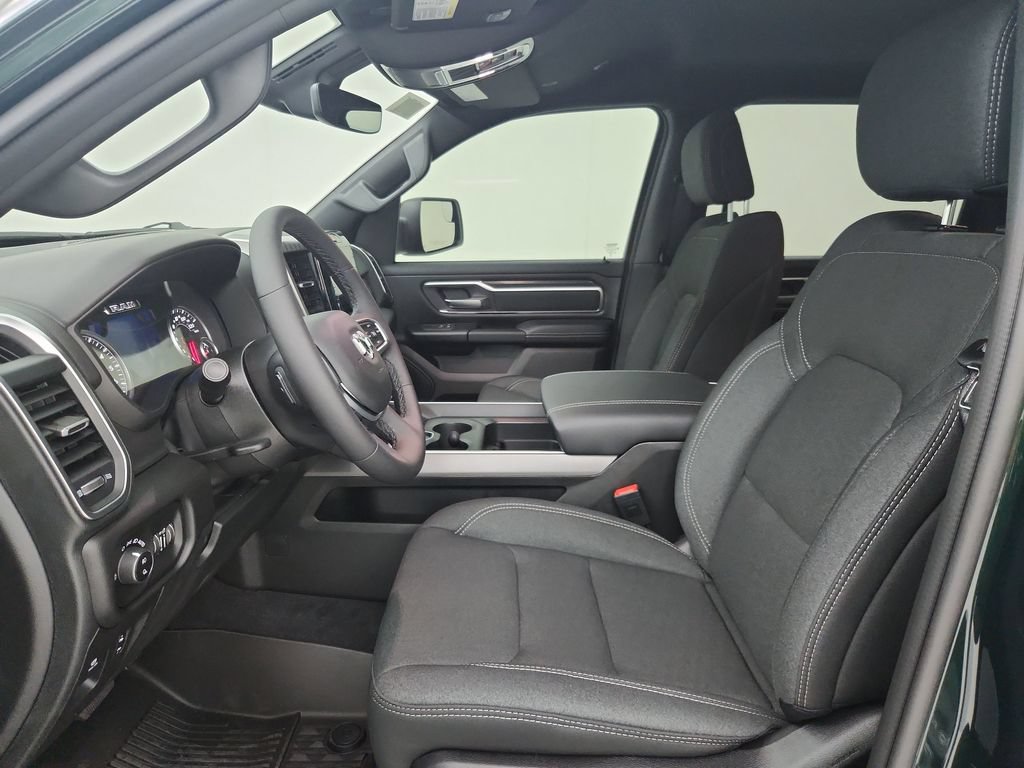 New 2026 RAM 1500 Big Horn AWD/4WD image 18