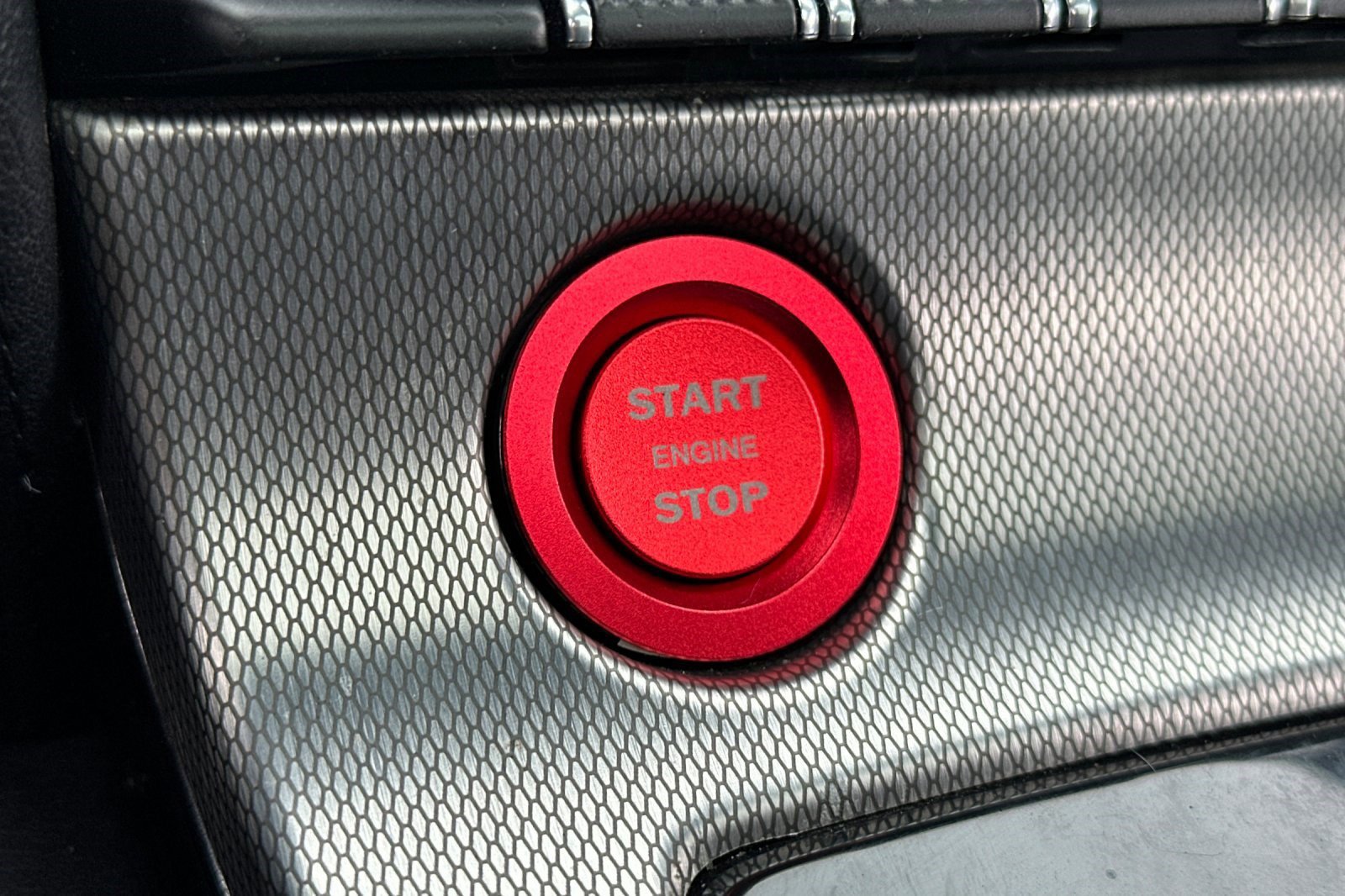 Used 2015 Jaguar F-TYPE Coupe image 27