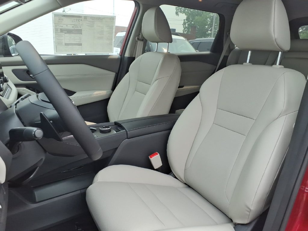 New 2026 Nissan Rogue Dark Armor AWD/4WD image 14
