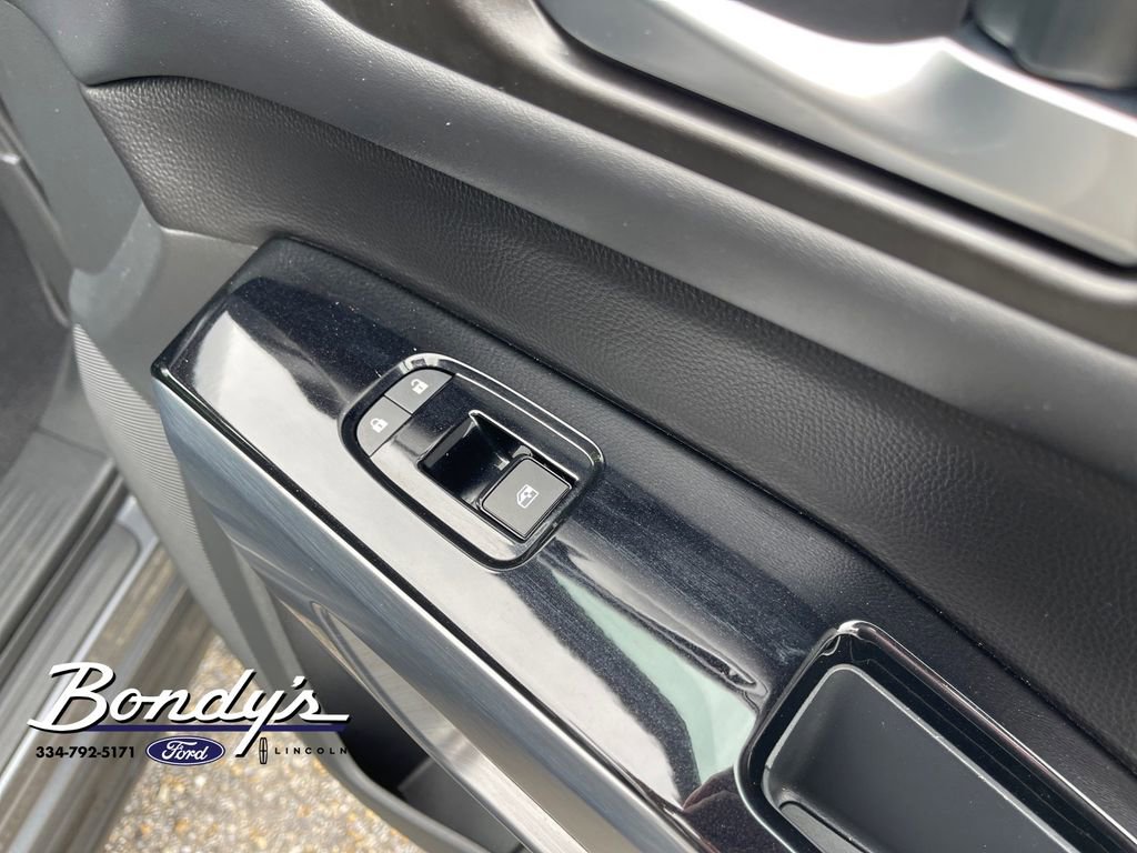 Used 2024 Nissan Pathfinder SL w/ SL Premium Package image 20