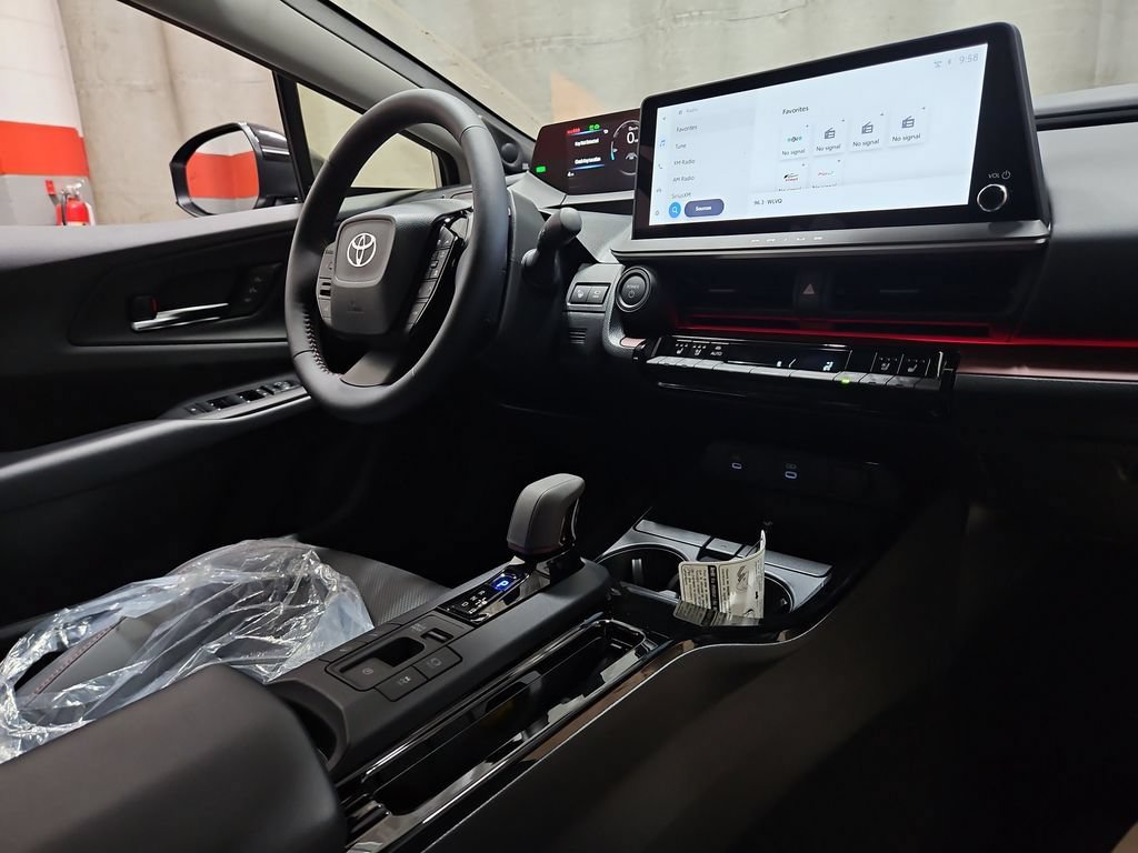 New 2026 Toyota Prius Plug-In Hybrid FWD image 31