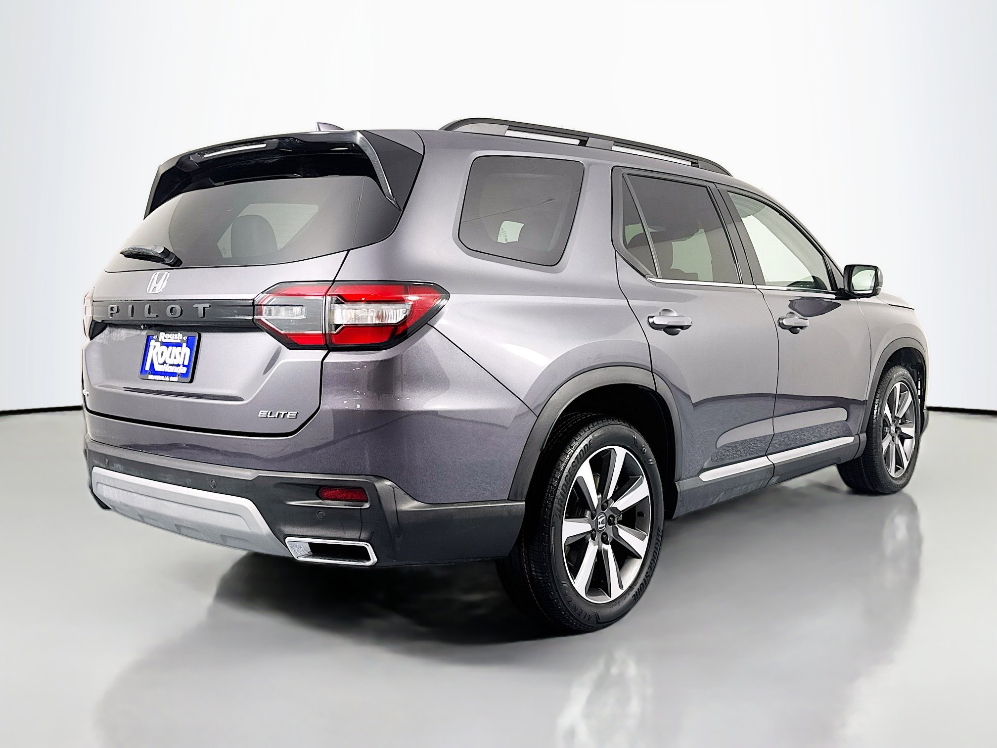 Certified 2023 Honda Pilot Elite image 5